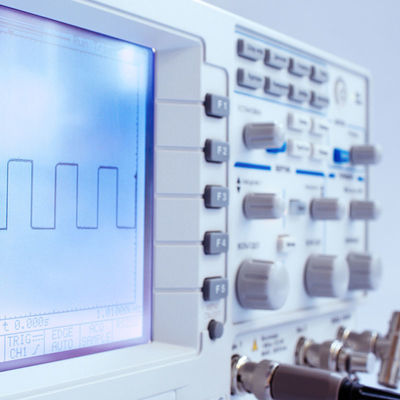 La UL del laboratorio de prueba de la electrónica de los componentes certificó la prueba y los servicios de autenticación de tercera persona de los artículos de la prueba del monitor