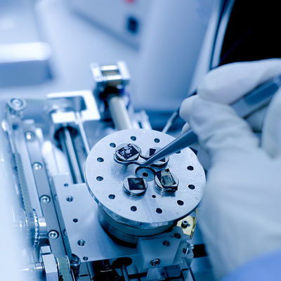 Los laboratorios de prueba automotrices de las piezas divulgan el servicio de autenticación de los pruebas de laboratorio del vehículo