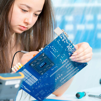 ISO9001 certificó laboratorios de prueba de la electrónica para asegurar seguridad y confiabilidad del juguete