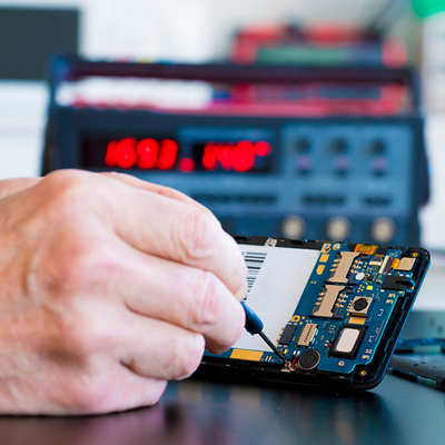 La UL certificó el laboratorio de prueba del RF para la electrónica y los productos automotrices